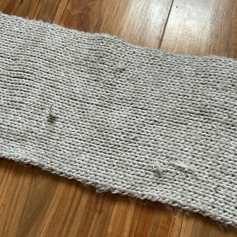 Cat Scarf - Picture 3 of 3